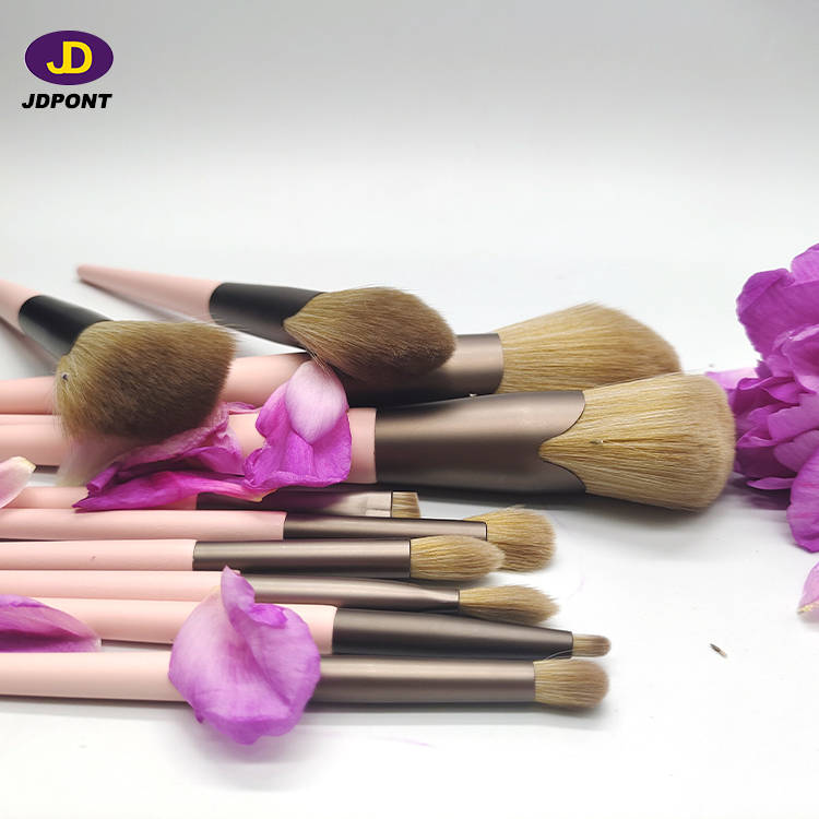 2022 Amazon Best Seller BS-MALL Rose Gold Synthetic Makeup Brushes 10pcs Makeup Brush Set Private Label Make Up brushes(图2)